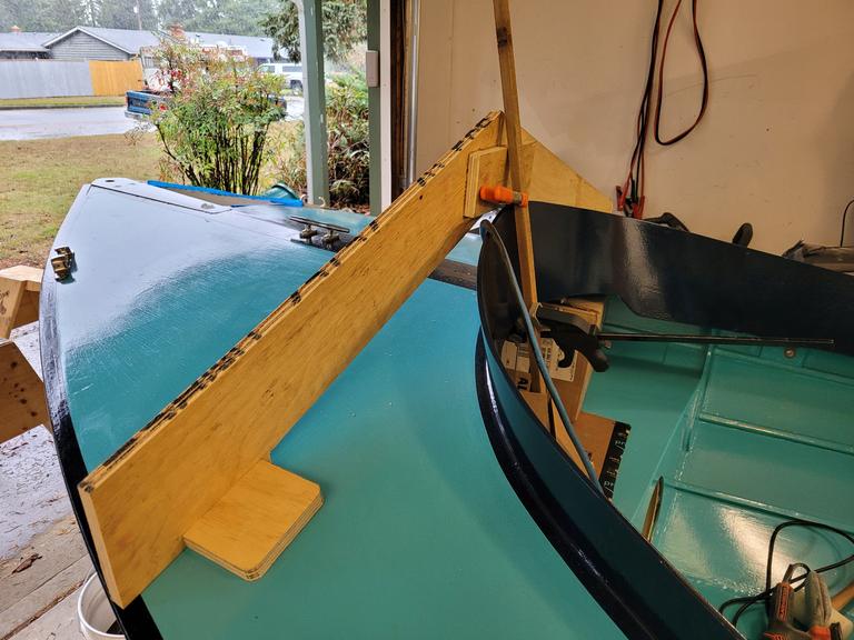 Forward cover truss