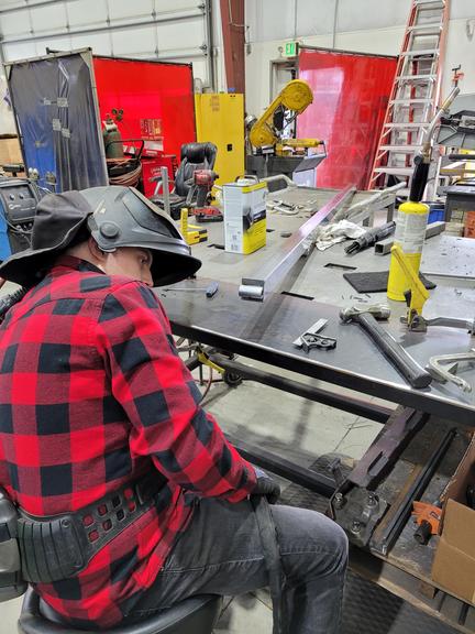 welding hinge