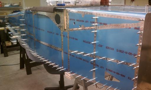 Riveting F-904 skin