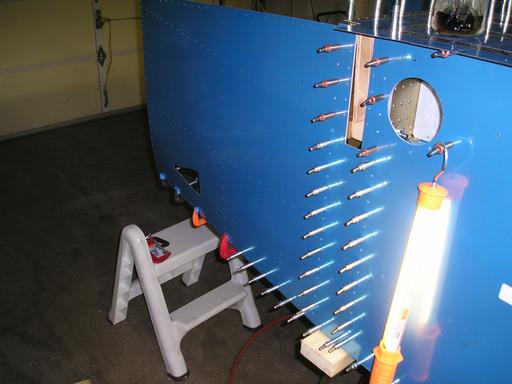 Drilling longeron forward of F-904
