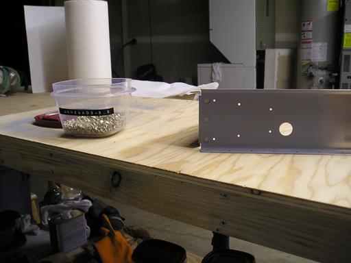 Riveting spar and inner rib
