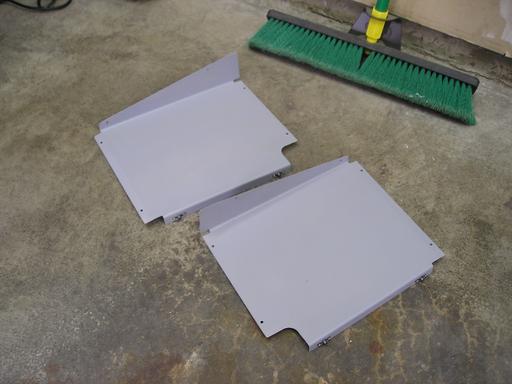 Fwd Baggage side covers