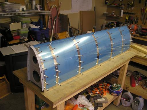 Assembling leading edge